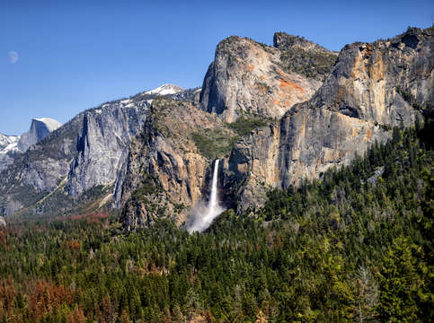 Yosemite valley overlook