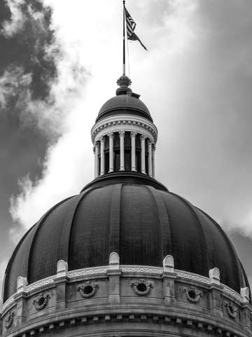 Indy 10 bw