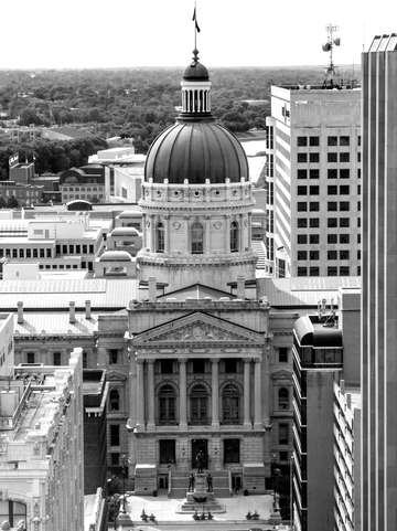 Indy 13 bw