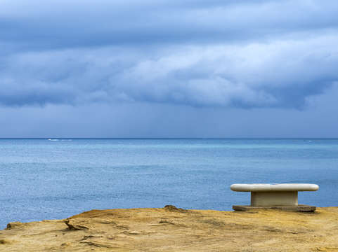 A seat above the pacific