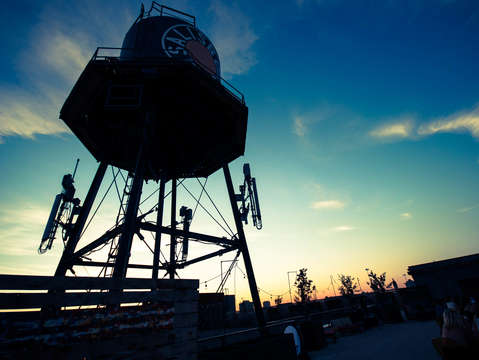 Rooftop water tower
