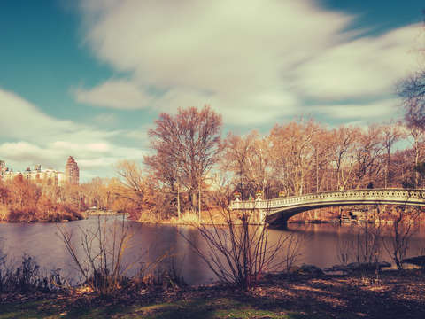 Bow bridge