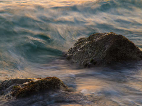 Sunset waves