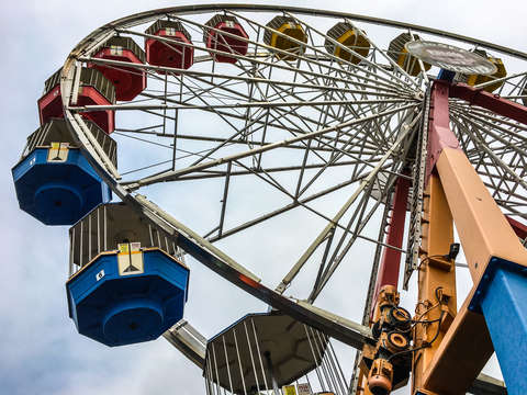 Elitch gardens ferris wheel