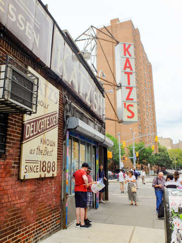 Katz deli on the lower east side manhattan