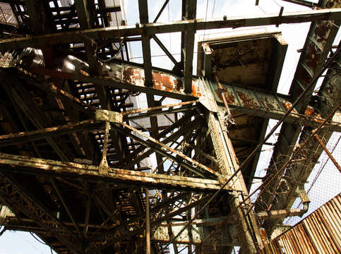 Structures mta east new york