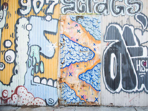 Door 02