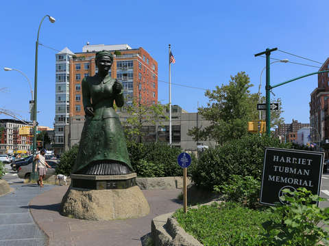 Harriet tubman 2 harlem nyc new york