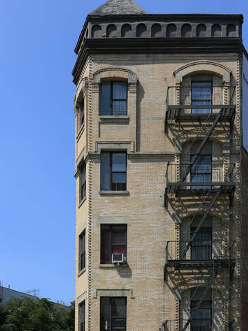 Skinny building harlem nyc new york