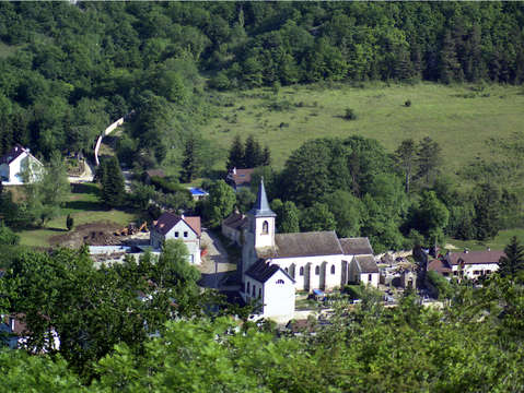 Burgundy village