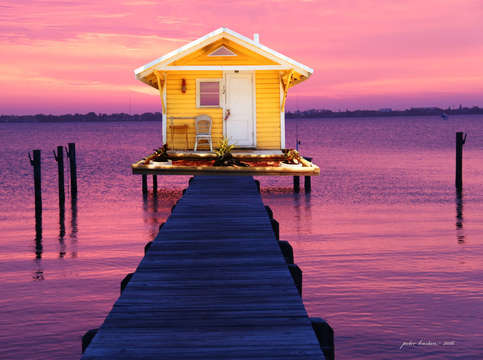 Pineapple pier