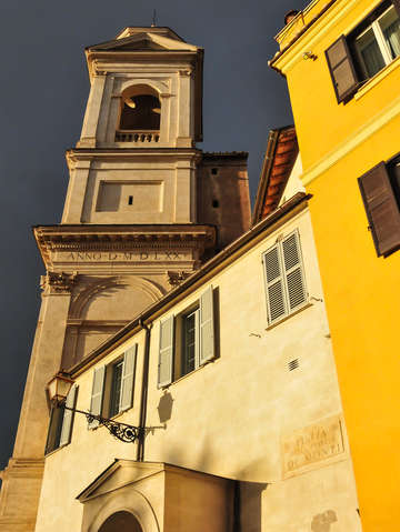 Piazza de monti