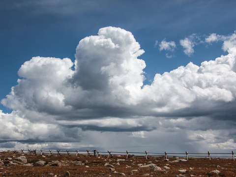 Big clouds at summit lake park