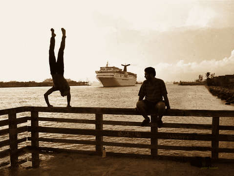 South point pier