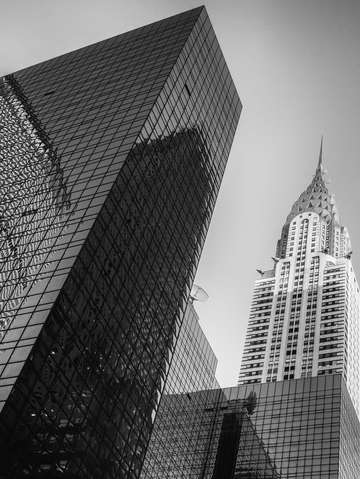 City noir the chrysler building 1