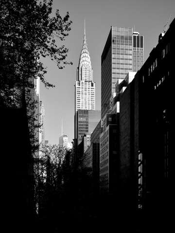 City noir the chrysler building 2