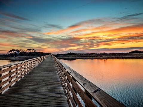 Walkway on lake shelby sunrise dsc 0906
