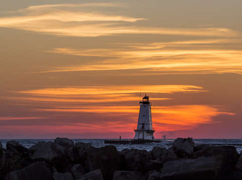 Beautiful ludington lighthouse sunset 2