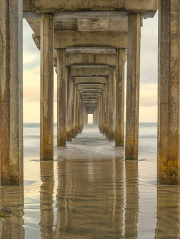 Columns to infinity