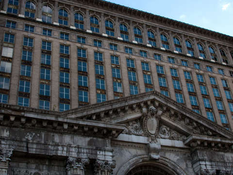 Detroit 34