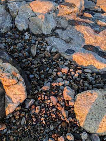 Sunset on the rocks
