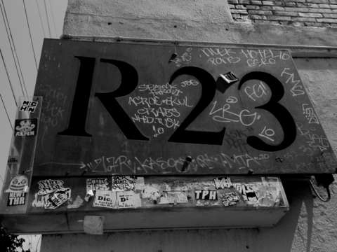 R 23