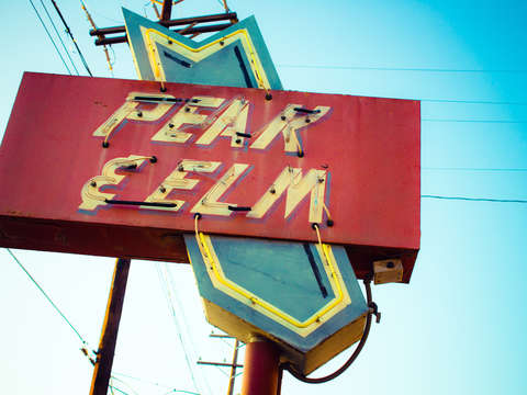 Peak and elm deep ellum dallas