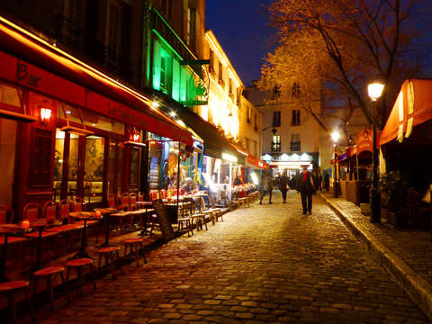 Streets of montmartre