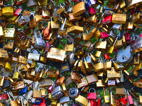 Love locks