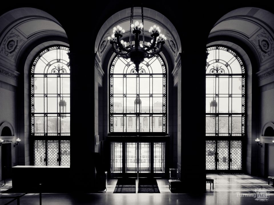 The lobby of the detroit institute of arts