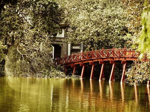 Red bridge 2