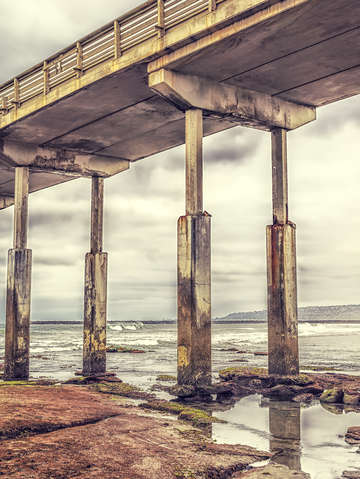 Coppertone pier