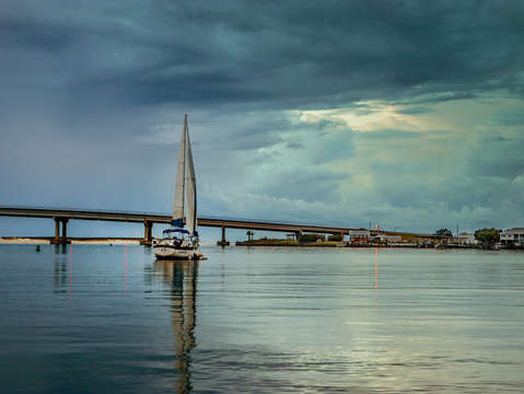 Sailboat at anchor in perdido pass dsc 0106