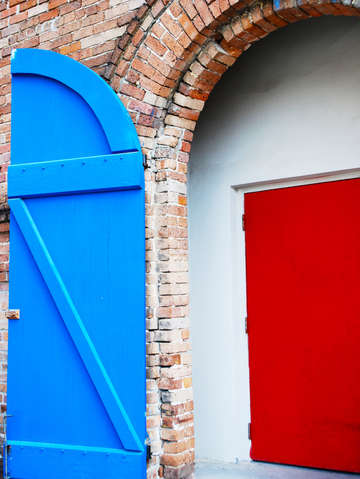 Bold entrance
