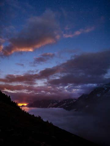 Moon rising 2