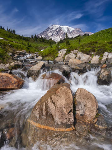 Mount rainier glacial flow