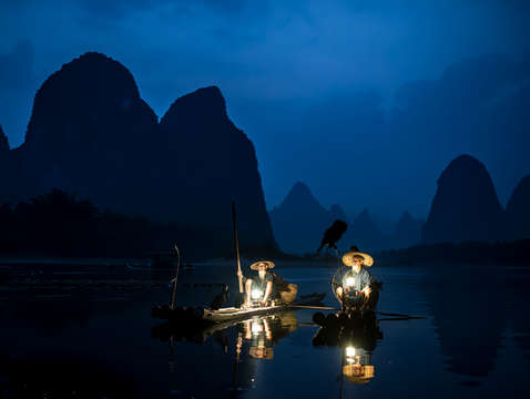Cormorant fishermen on the li river at night 16x10
