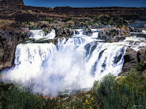 Shoshone falls