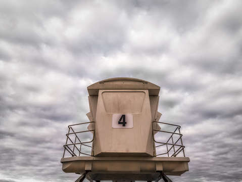 4 u 1