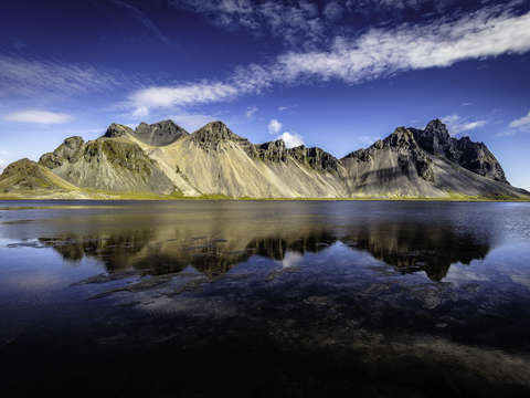 Vesturhorn reflection