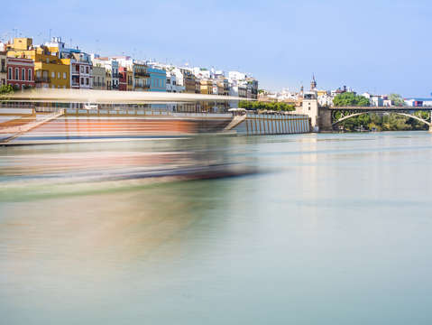 Movement of a boat in seville