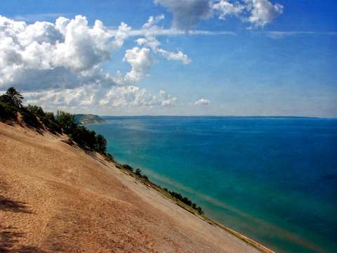 Sleeping bear dunes national lakeshore michigan