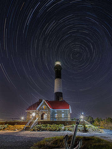 Interplanetary lighthouse