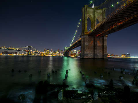 Brooklyn bridge perspective 2