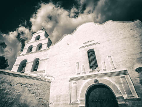 Vintage mission