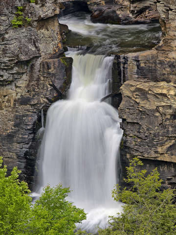 Lower linville falls