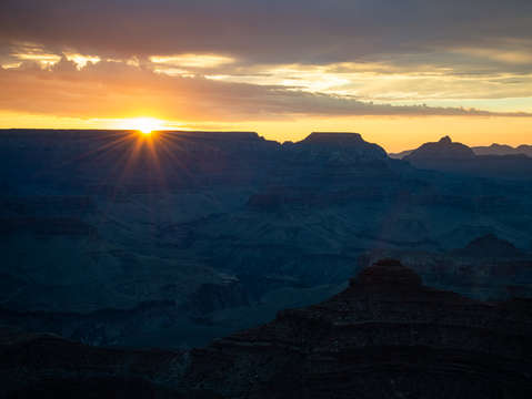 Grand canyon sunrise 2