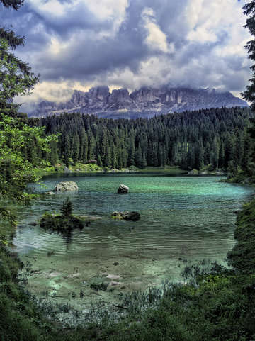 Lake carezza
