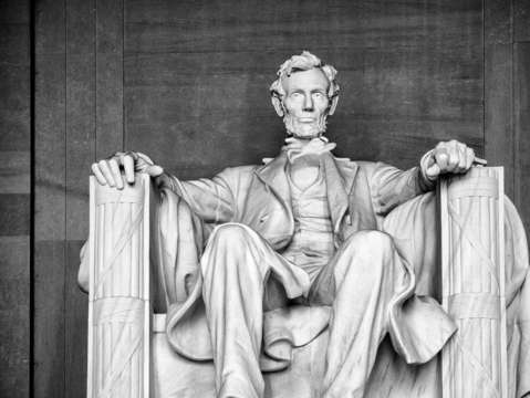 Statue of abraham lincoln