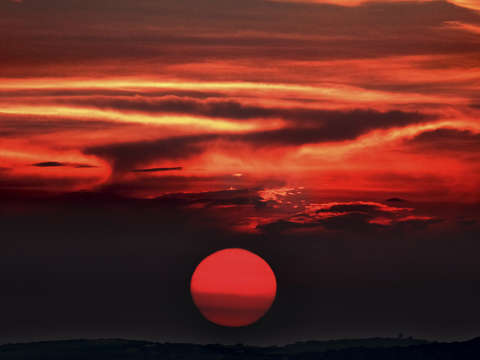 Red sun 2